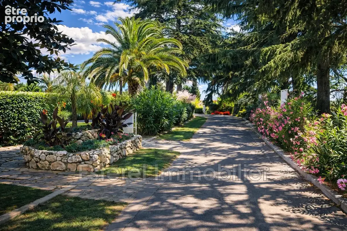 Appartement 2 pièces 27 m² à vendre à Cannes (06400) - photo 6