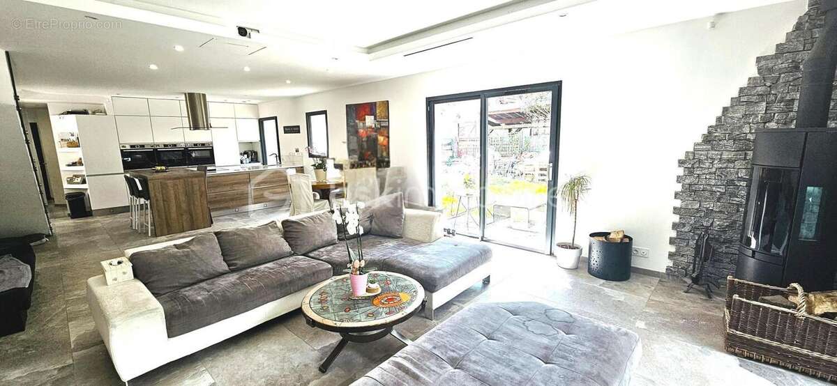 Maison à PONTAULT-COMBAULT