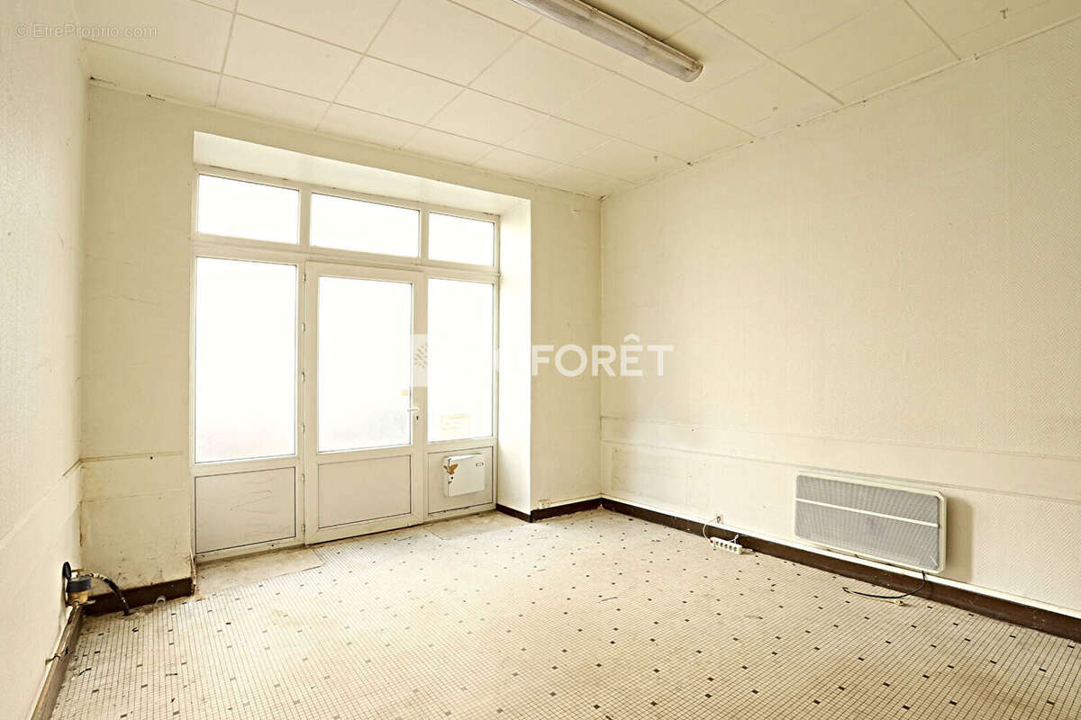 Commerce à MONTROUGE