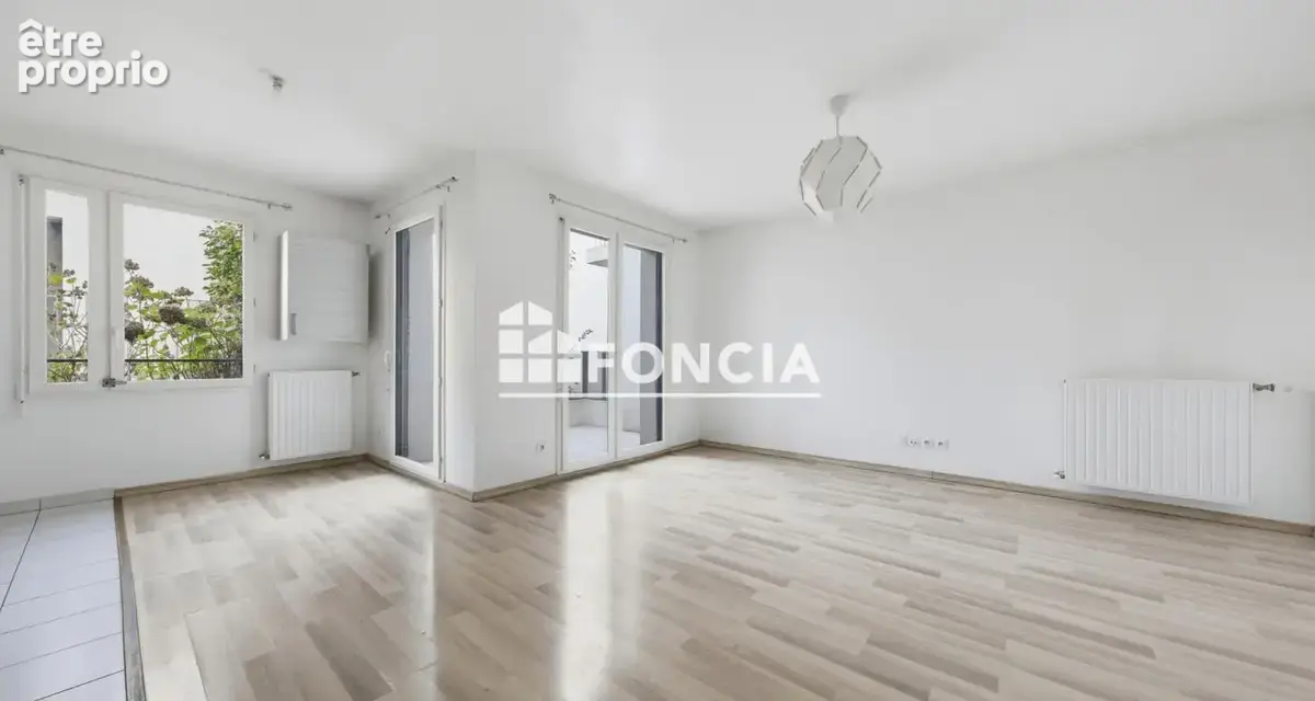 T3 en duplex de 61 m² – Bassins à flot - photo 2
