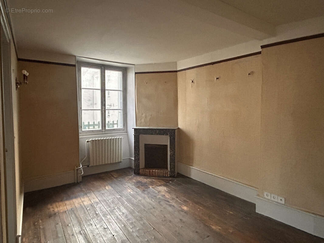 Appartement à SAINT-GAULTIER