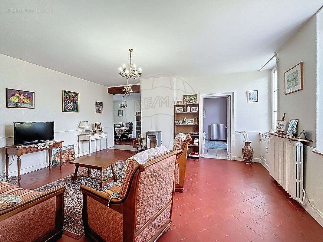 Maison à VILLEFARGEAU