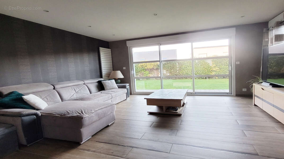 Maison à LA BOUEXIERE