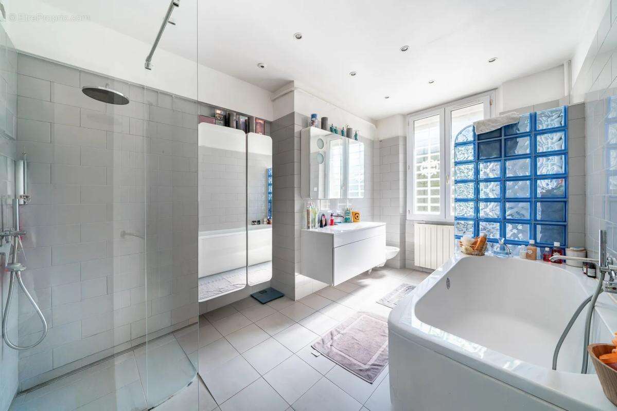 Maison à SAINT-RAPHAEL