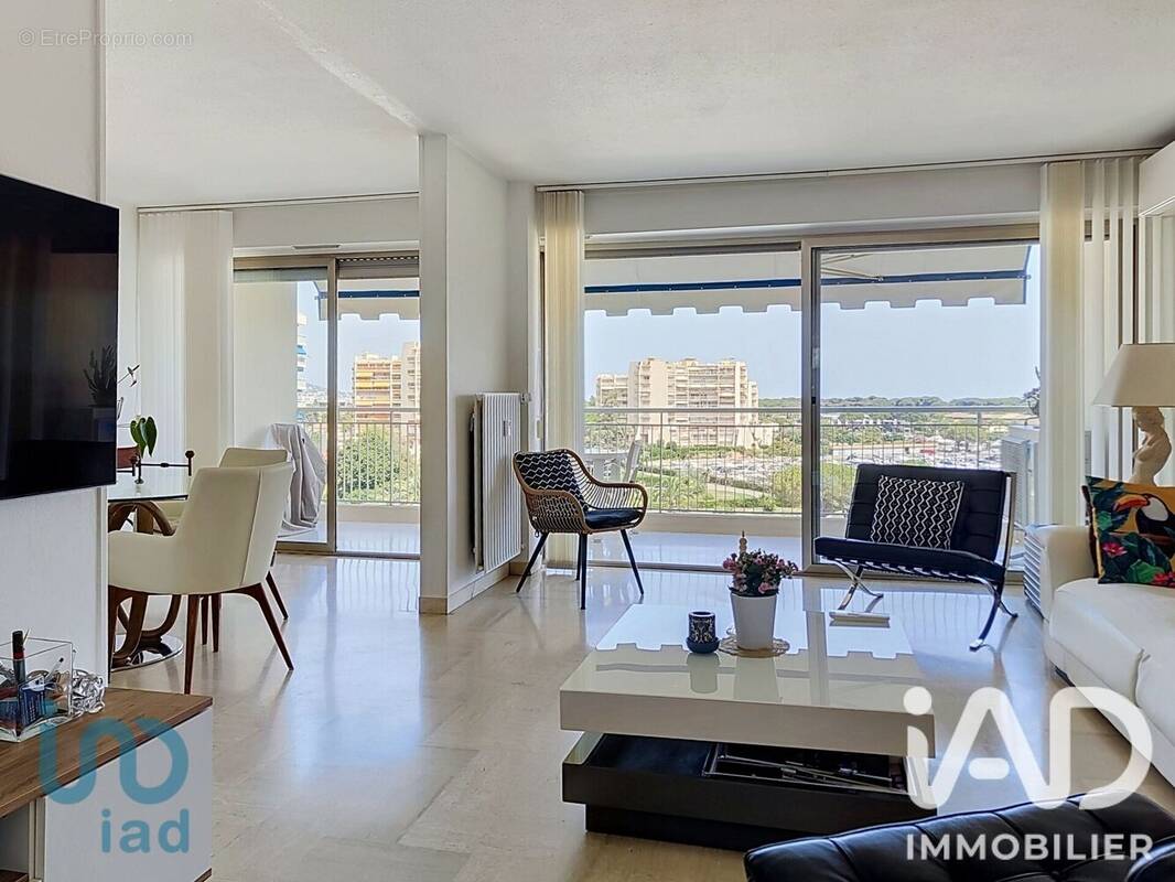 Photo 1 - Appartement à MANDELIEU-LA-NAPOULE