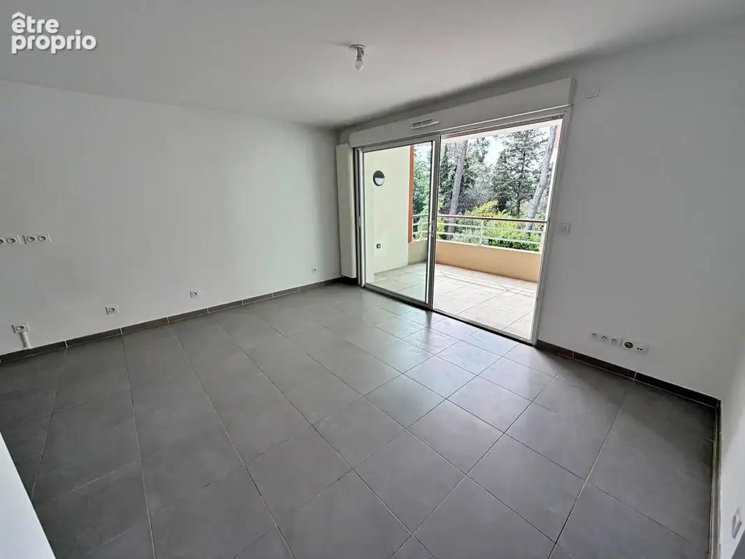 T2 48 m2 avec terrasse et parking - Ortolan - photo 5
