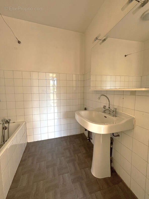 Appartement à MARSEILLE-8E