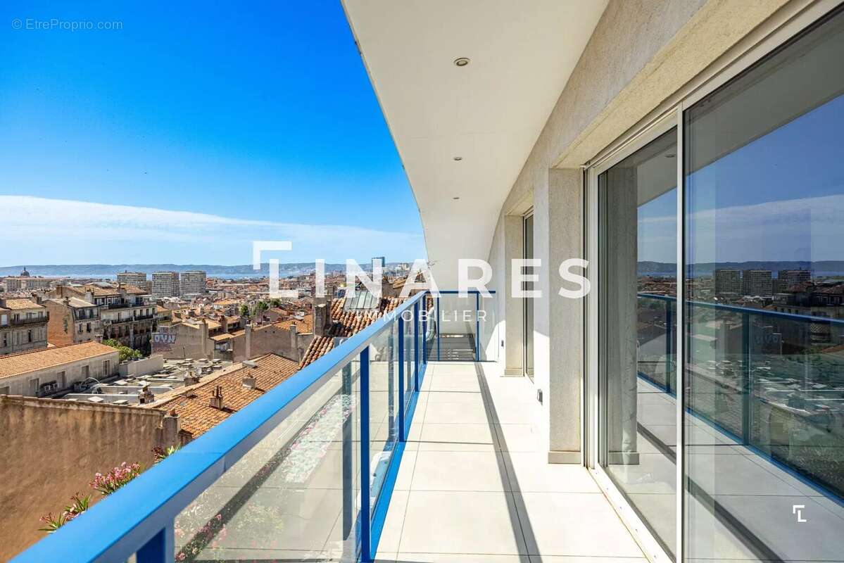 Appartement à MARSEILLE-6E