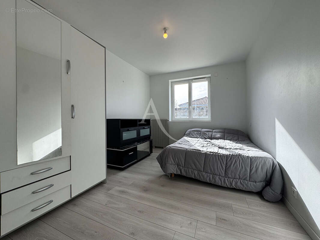Maison - 4 chambres, Pays de Vie - photo 7