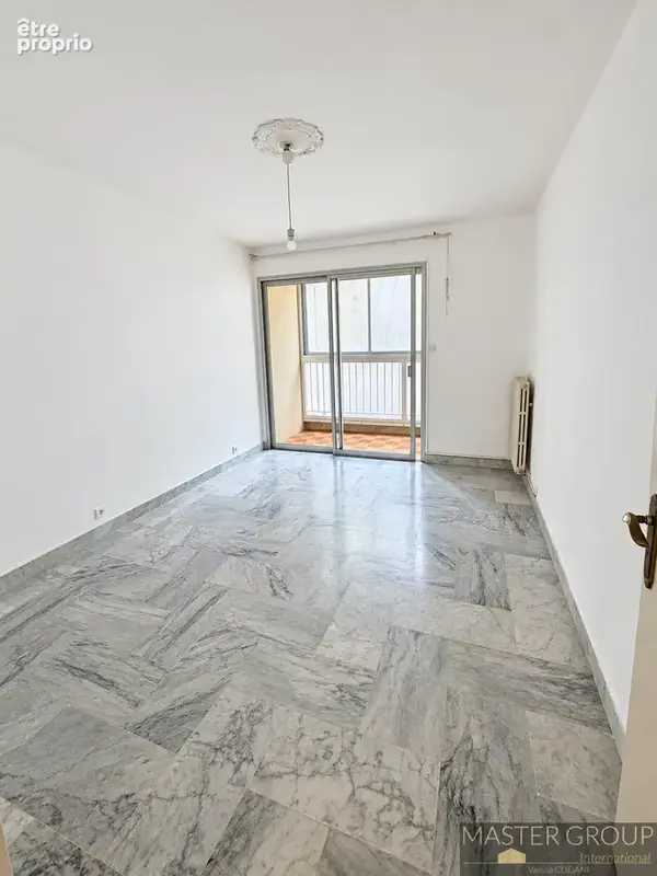 Appartement de type T3 avec terrasse, loggia, cave et garage en option   Parc Berthault, Ajaccio - photo 12