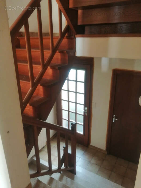 Maison à MAGNAC-LAVAL