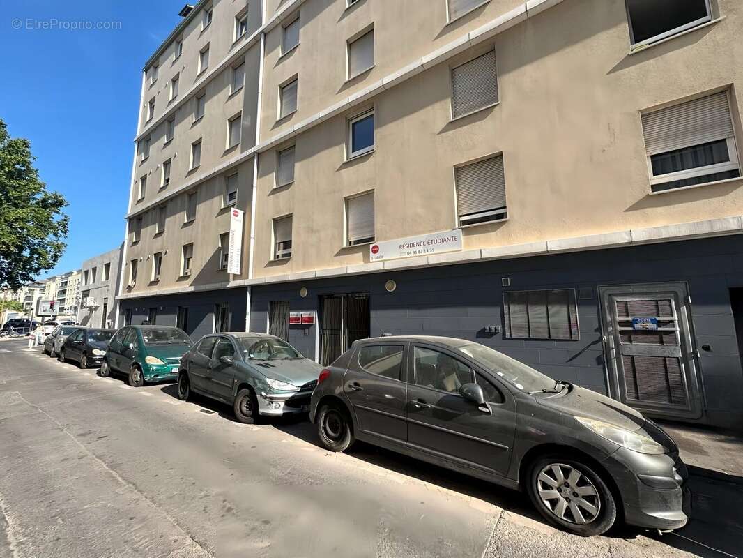 Studio meublé avec place de parking - photo 9