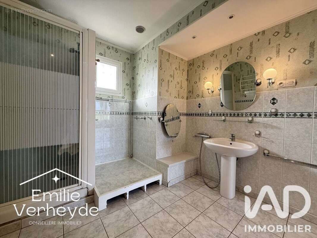Maison 118 m² à Clety  - photo 8