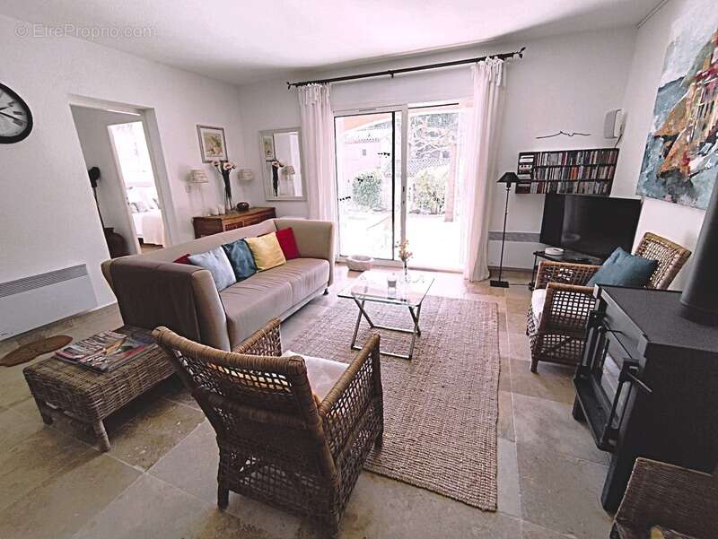 Maison à NANS-LES-PINS