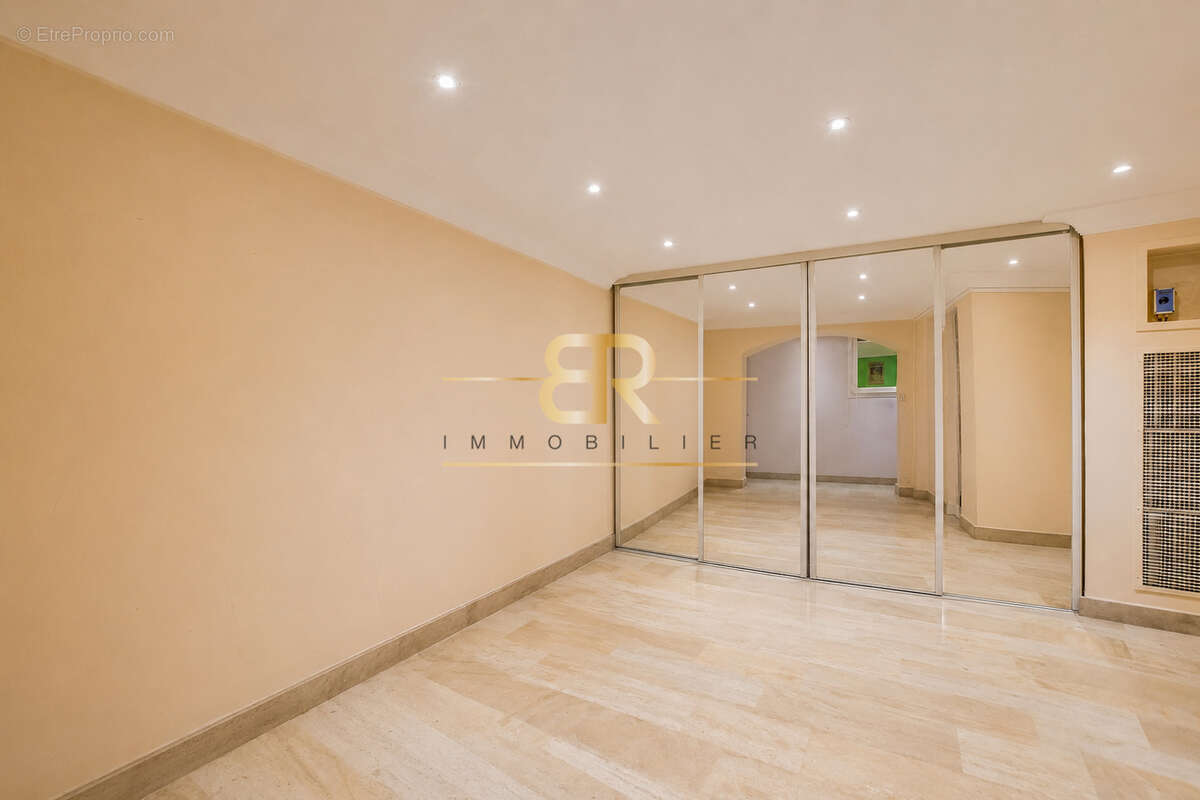 Loft atypique / village faidherbe / usage mixte / très calme - photo 9