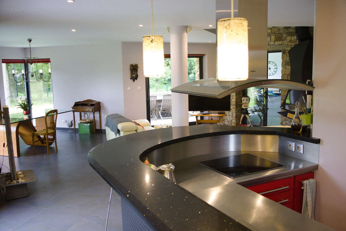 Maison 300 m² à Lyons-La-Foret  - photo 5