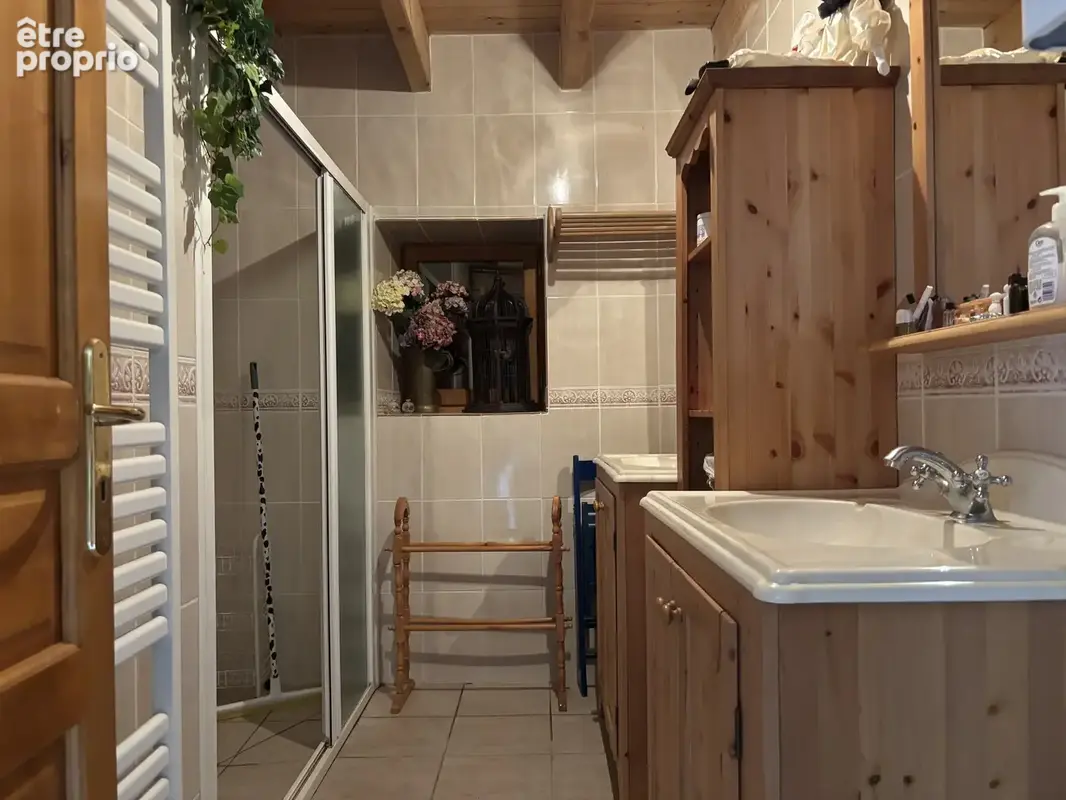 Saint-Denis-de-Jouhet   Charmante maison avec 1934 m2 de terrain, située au calme dans un cadre verdoyant - photo 16