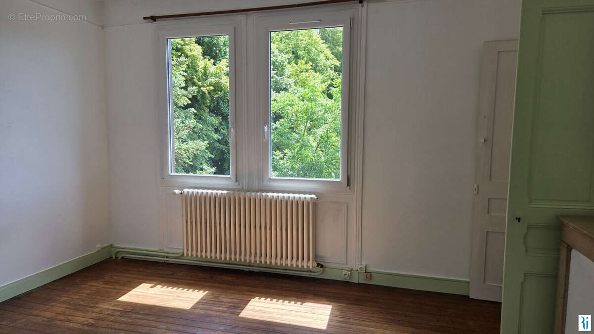 Maison à SAINT-PIERRE-DE-VARENGEVILLE