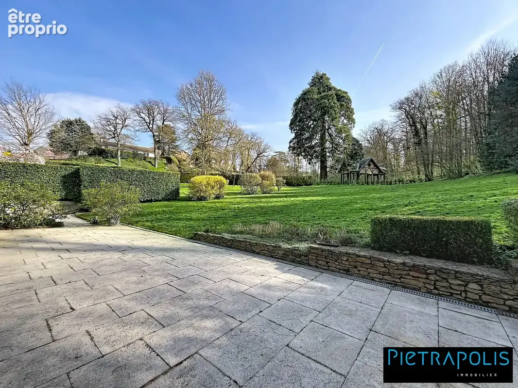 Maison 7 pièces 224 m² à vendre à Lissieu (69380) - photo 4