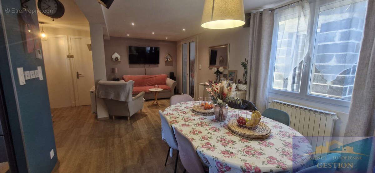 Maison à LOURDES