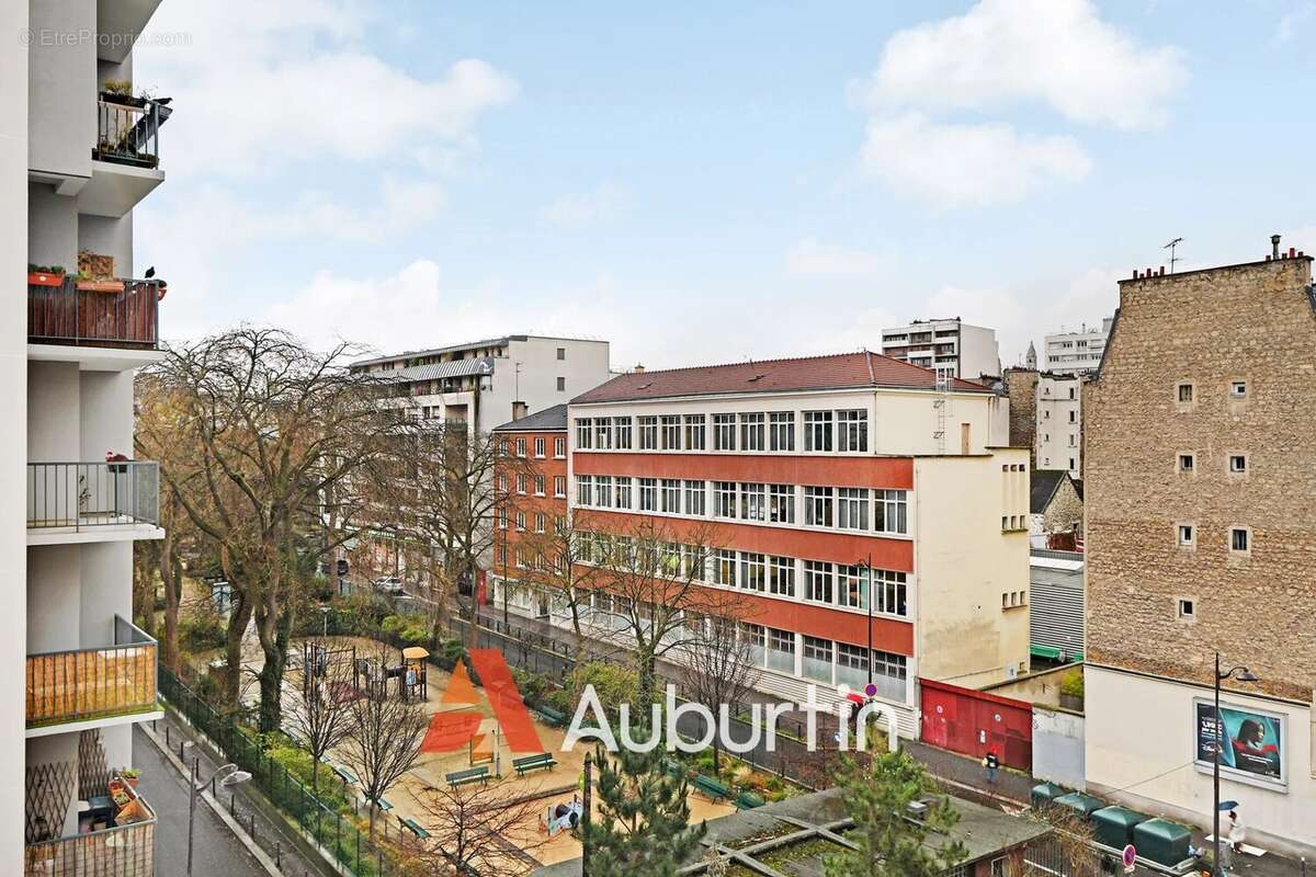 Appartement à PARIS-18E