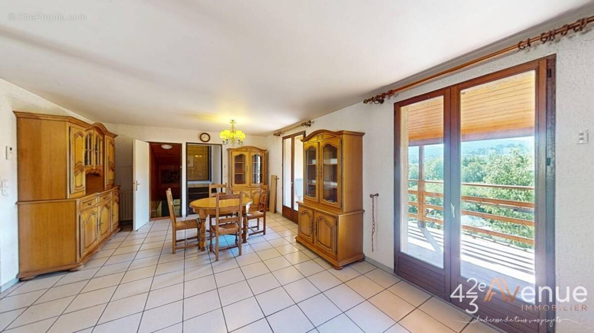 Maison à UNIEUX