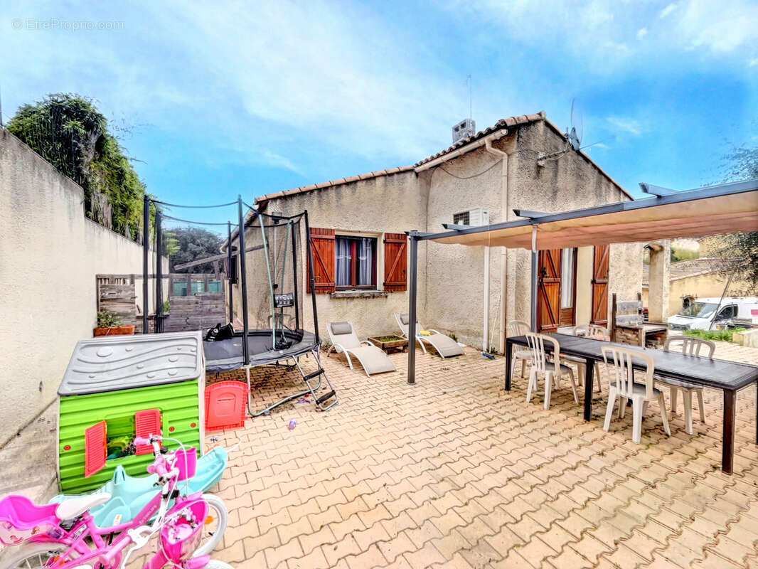 Maison à COMPS