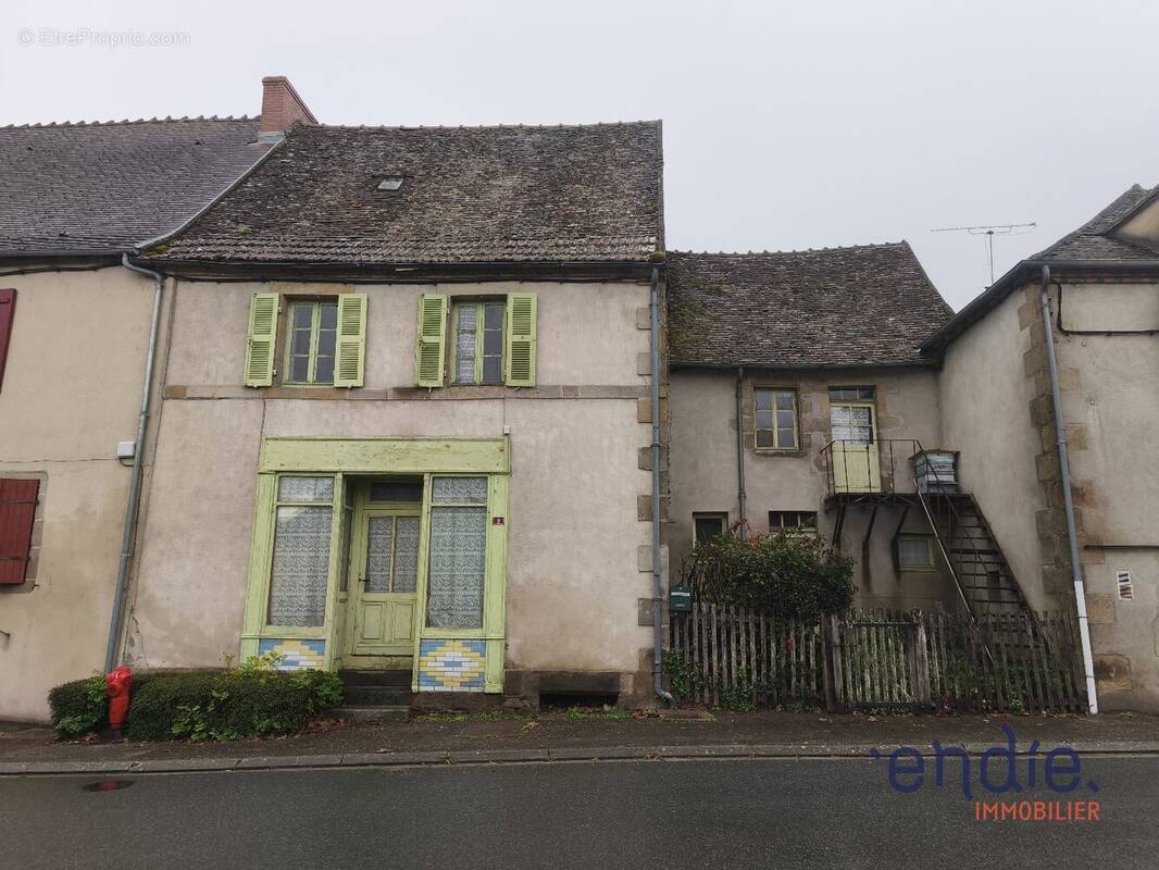 Maison à THENEUILLE