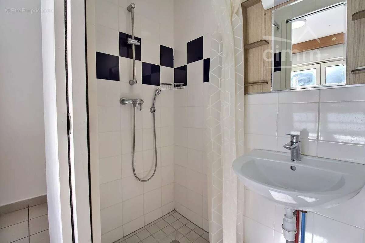 Commerce à POITIERS