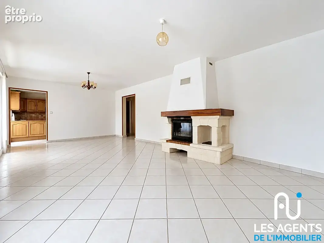 Maison Chaingy  6 pièce(s) 151.04 m2 - photo 2