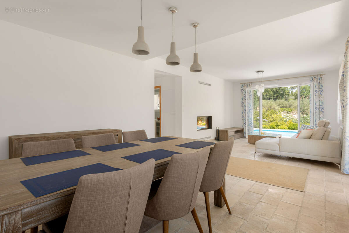 Villa provençale de plain-pied avec piscine   Tourrettes-sur-Loup - photo 7