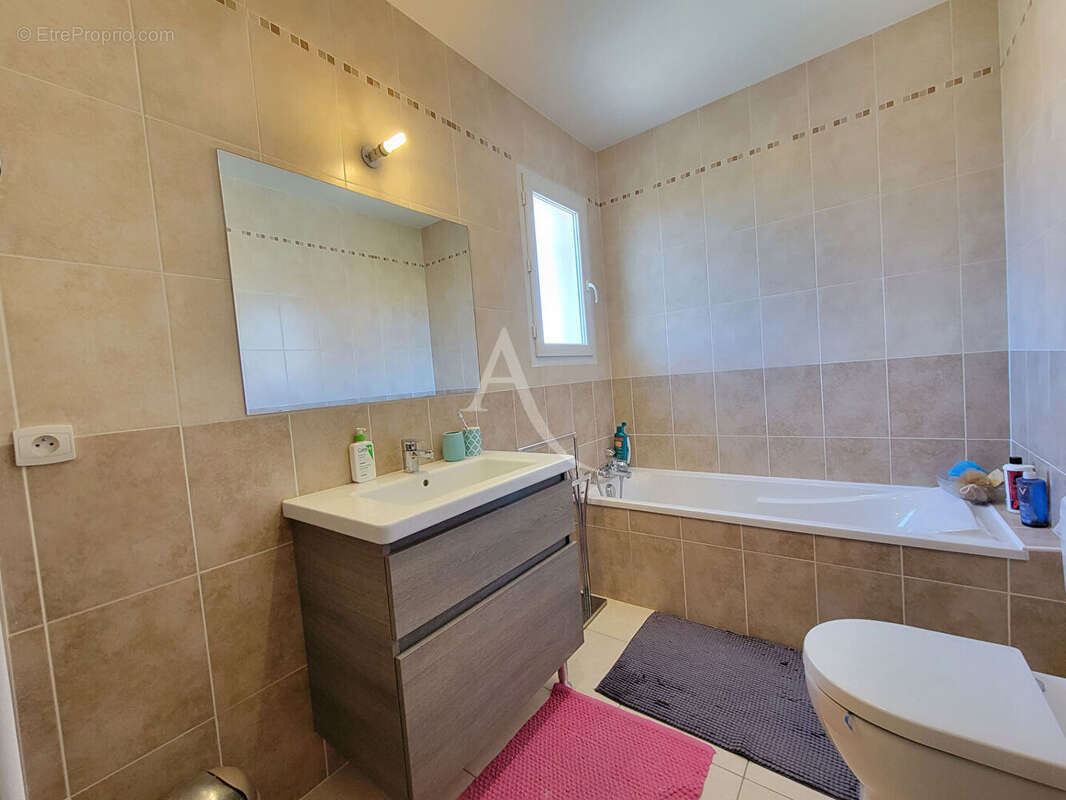 Maison à LATOUR-BAS-ELNE