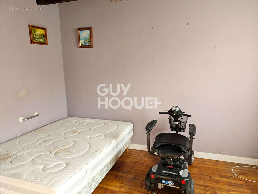 Maison à YVIGNAC-LA-TOUR