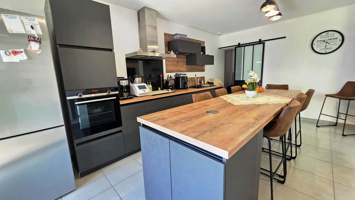 Appartement à HEYRIEUX
