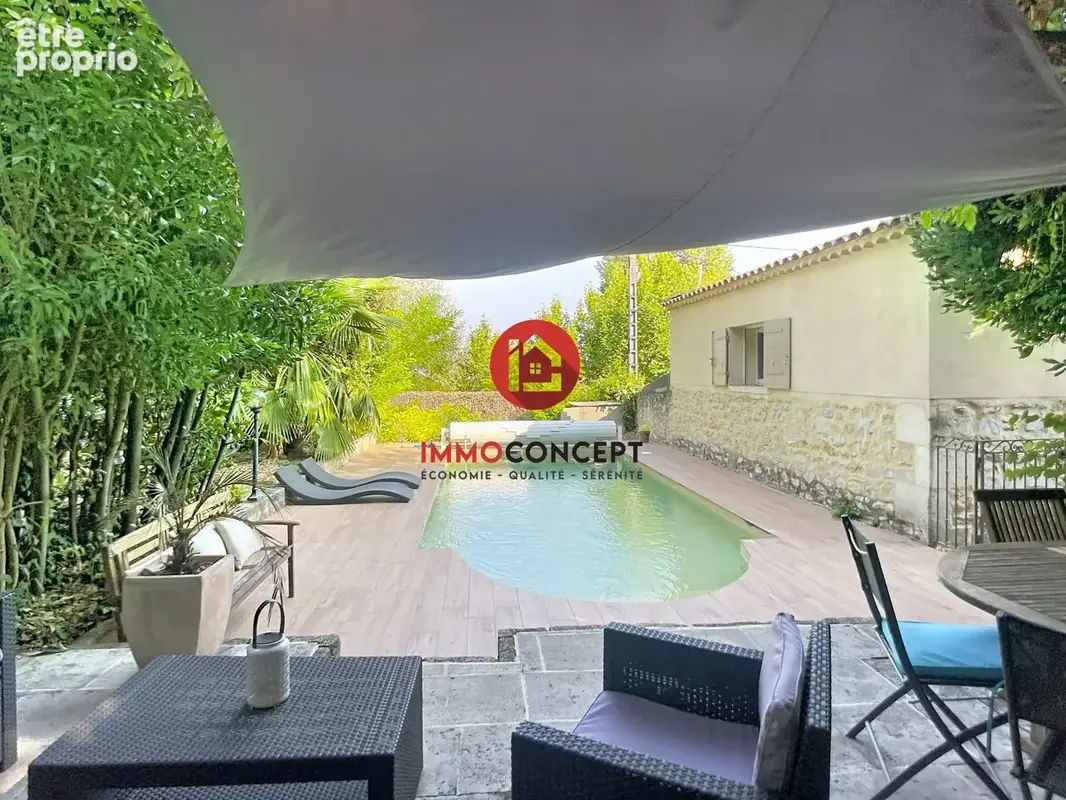 Maison 7 pièces 224 m² · à Villeneuve-les-Avignon · 224,3 m² · 850 000 €