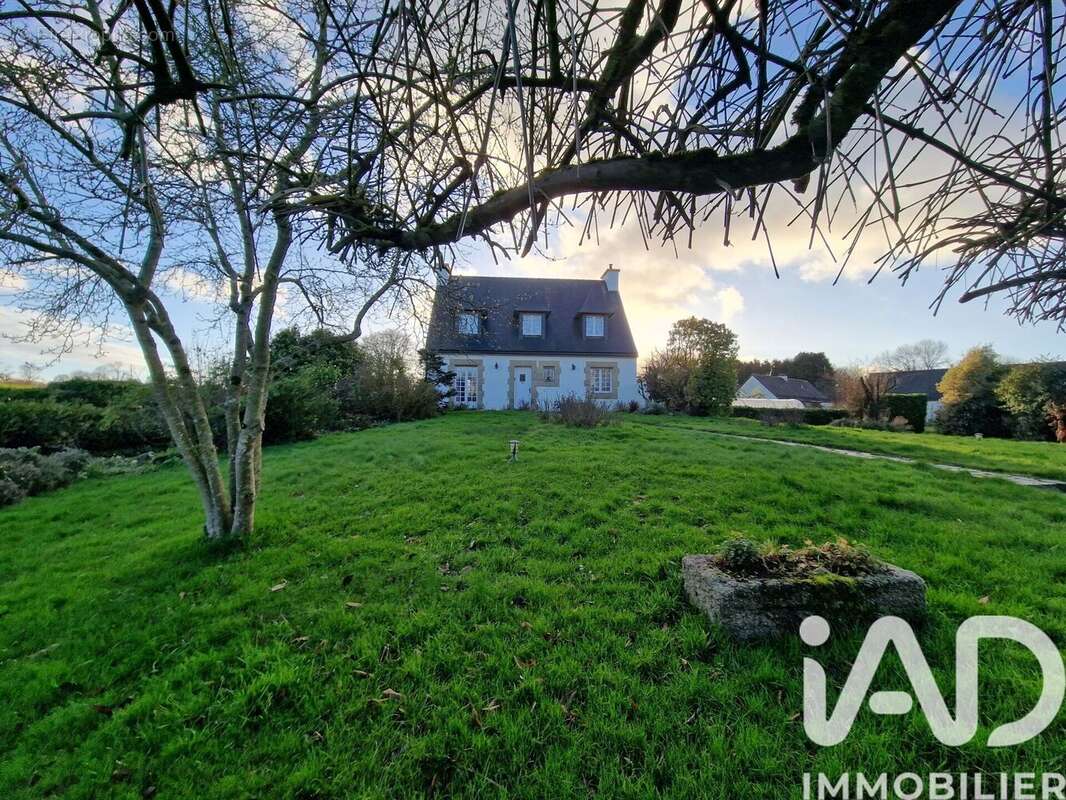 Photo 2 - Maison à SAINT-HERNIN