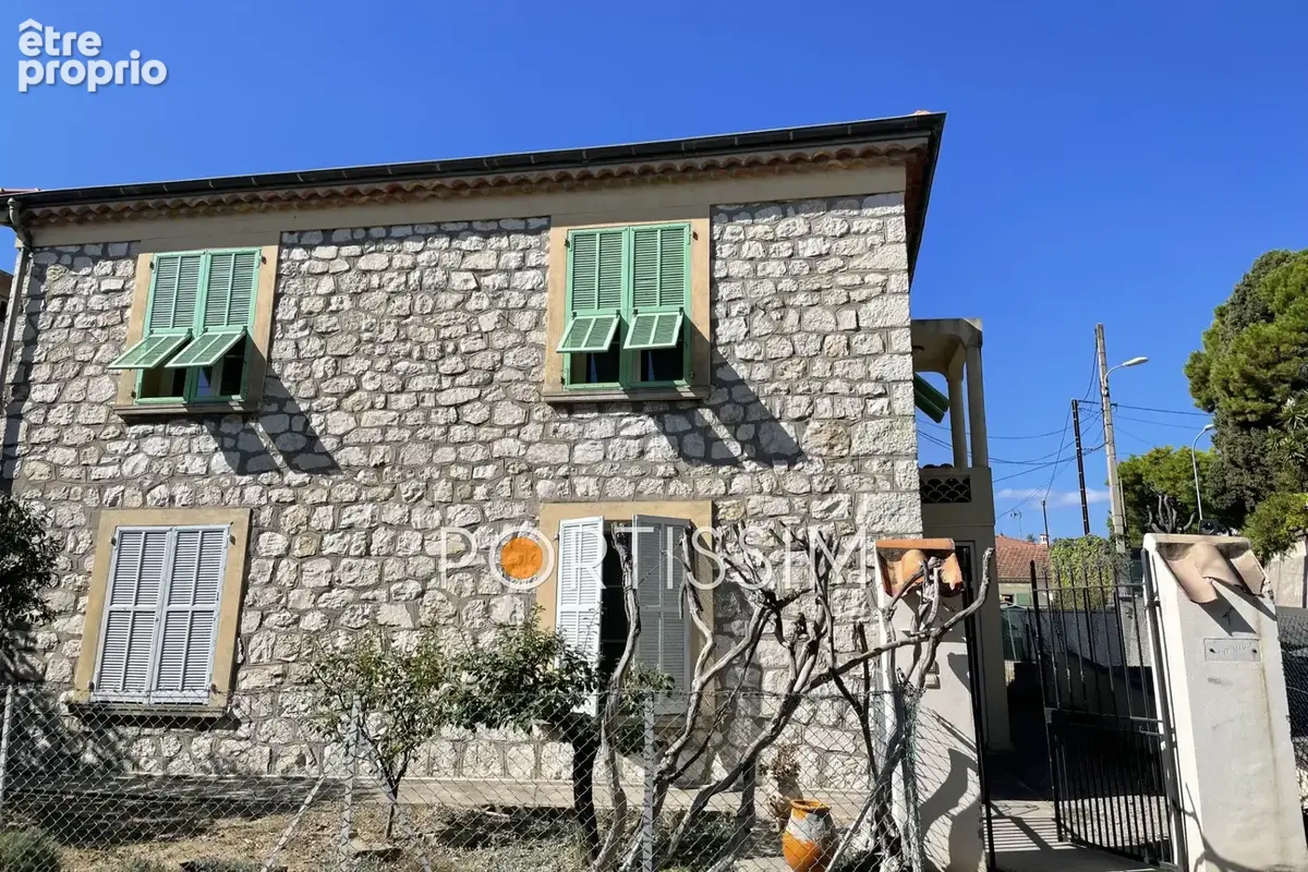 Appartement 3 pièces 72 m² à vendre à Cagnes-Sur-Mer (06800) - photo 2
