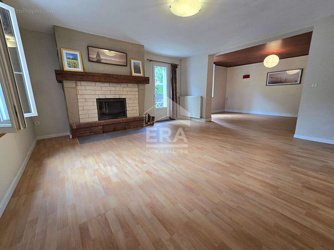 Maison 100m² à saint-laurent-des-hommes - photo 9