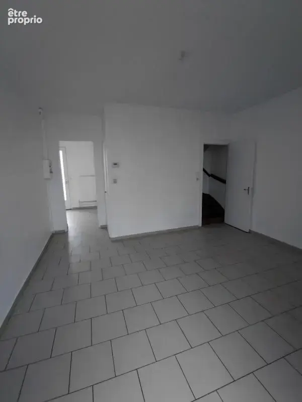 COURRIERES 120 rue Aristide Briand - photo 5