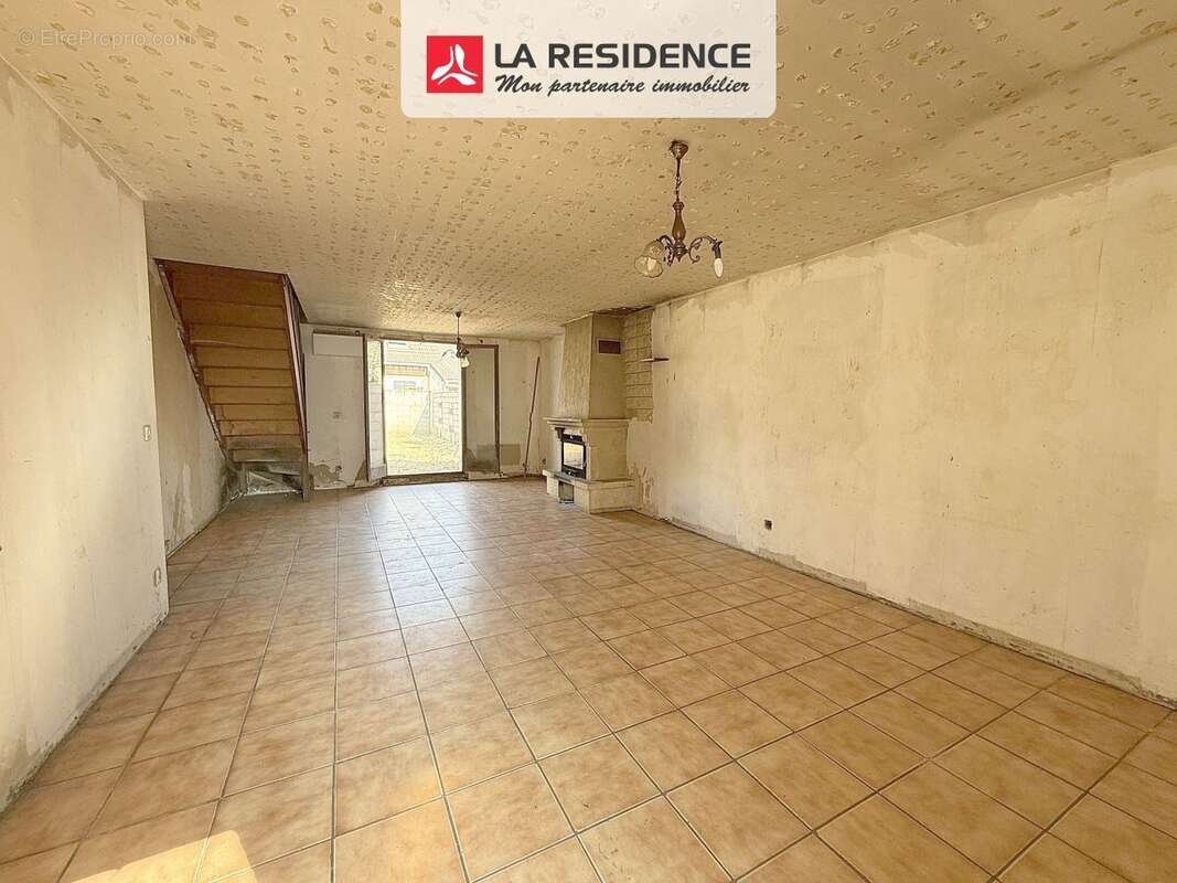 Maison 101 m² à La Verriere  - photo 8