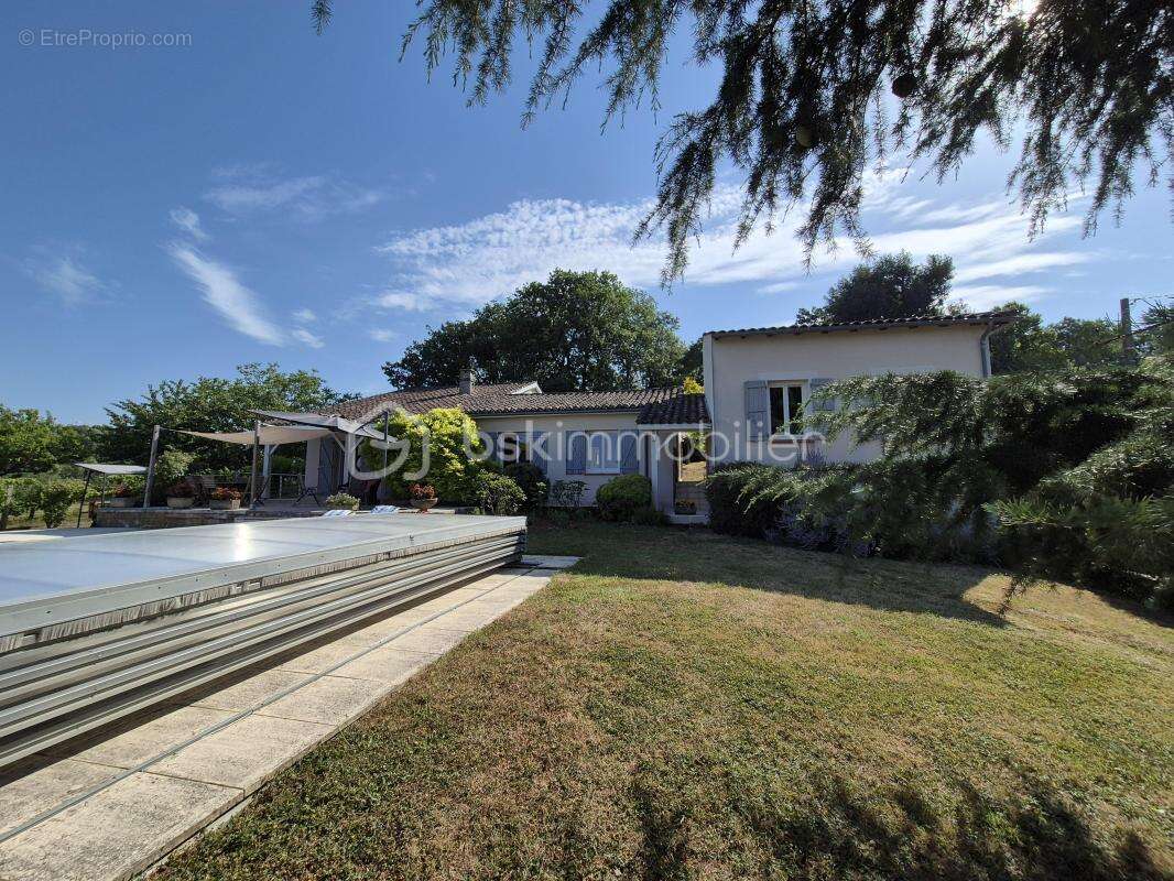 Villa 200m² vue panoramique Pyrénées et Lectoure - photo 3