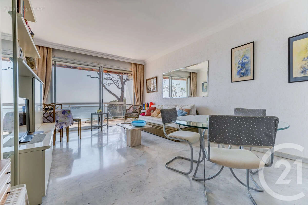 Appartement à VILLEFRANCHE-SUR-MER