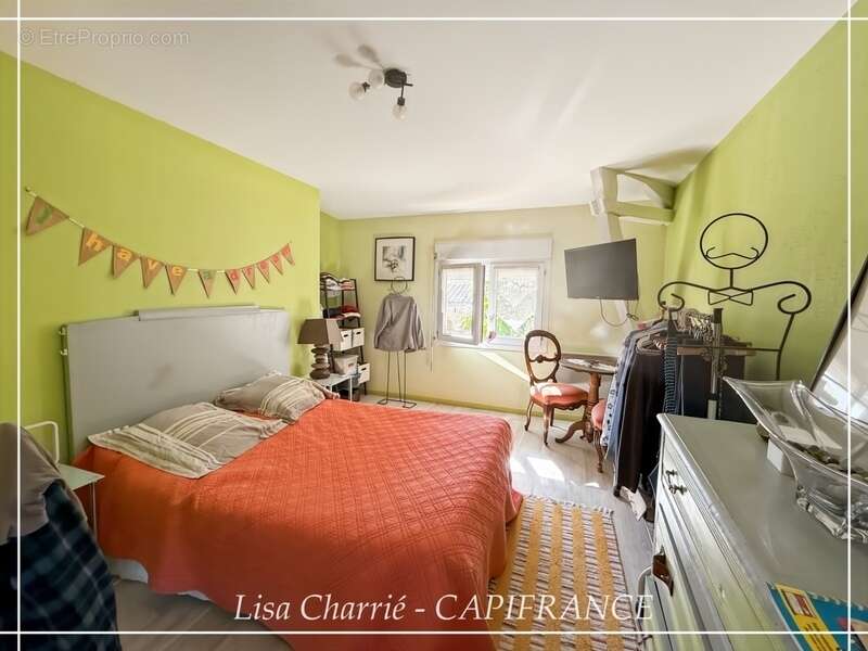 Propriété aux multiples possibilités : 2 maisons, studio et dépendances sur 3 007 m², proche de NOGARO (32) - photo 16