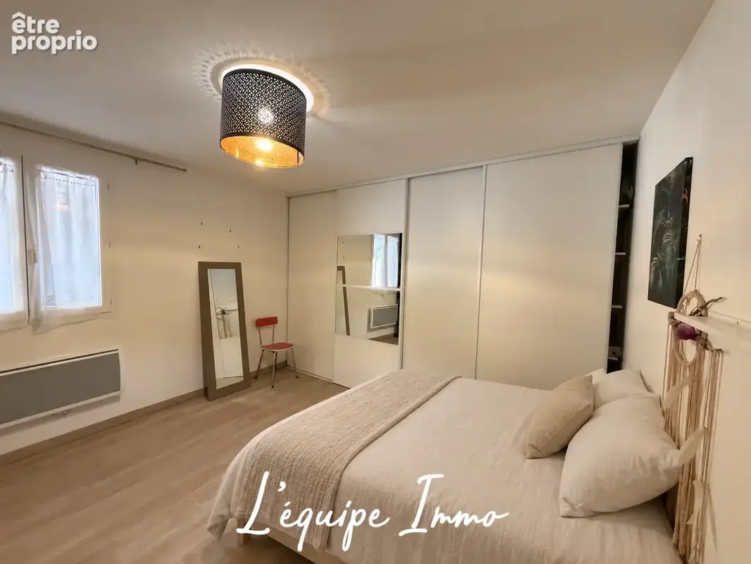 Une maison atypique aux multiples possibilités - photo 4