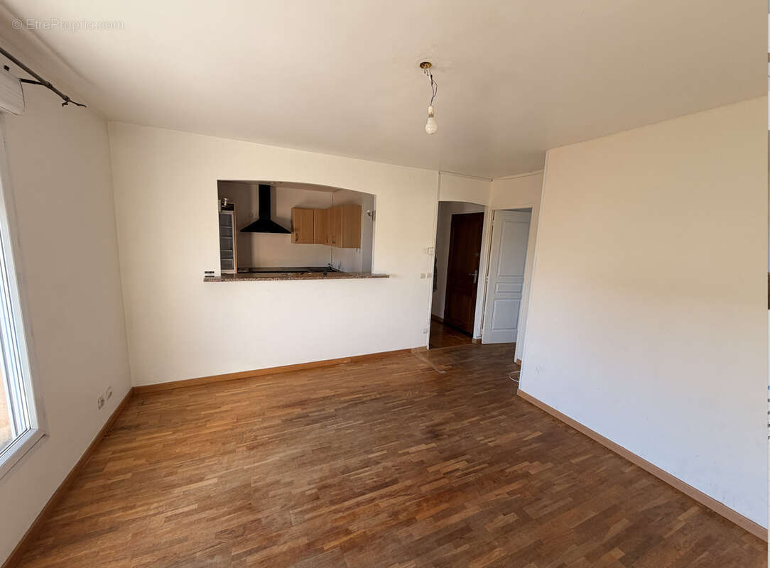 Appartement à SAVIGNY-SUR-ORGE