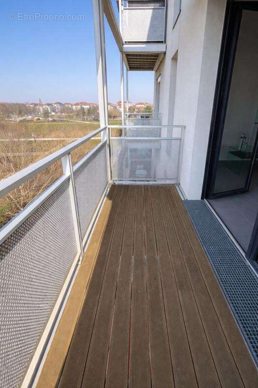 Appartement à BUSSY-SAINT-GEORGES