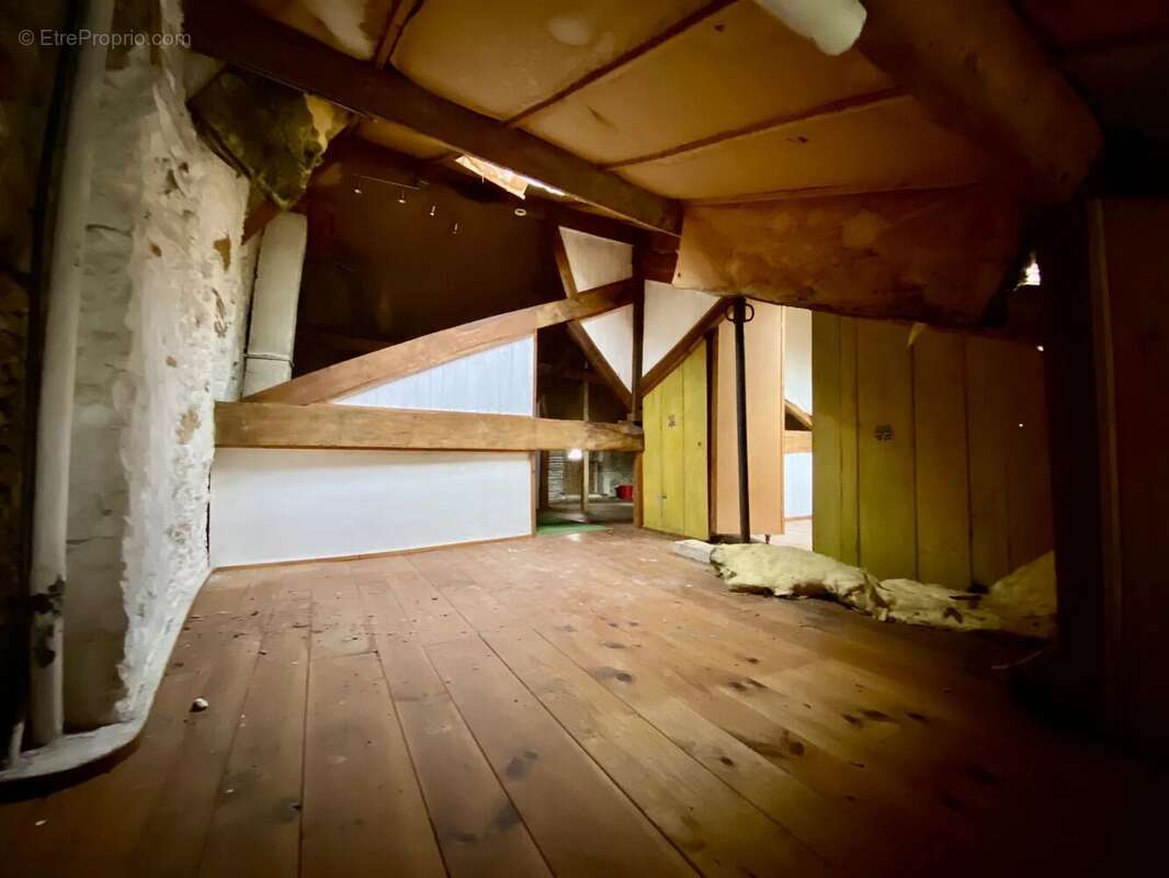 Maison à MONCLAR