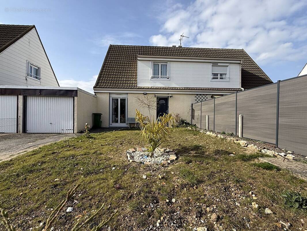 Maison à LE NEUBOURG