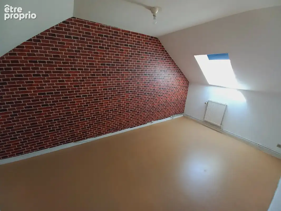 VALENCIENNES - Duplex 1 chambre - photo 5