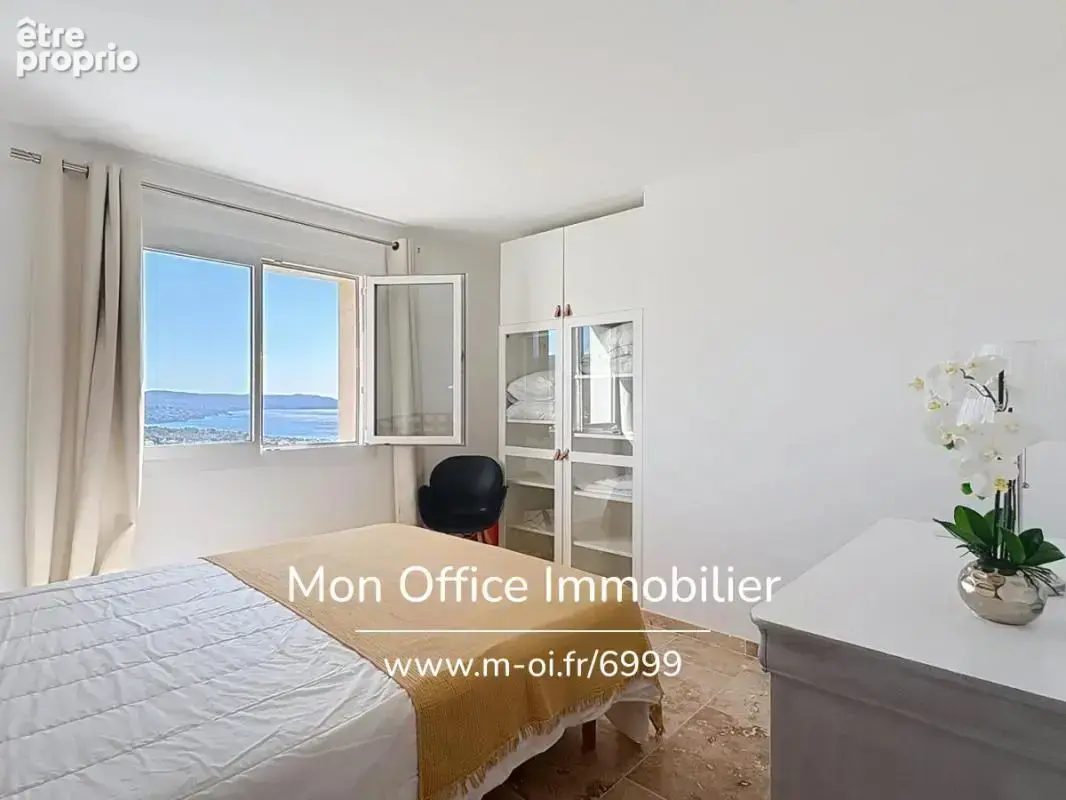 Référence : 6999-les. - propriété clé en main vue mer à cavalaire sur mer - photo 16